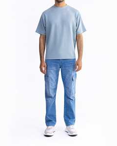 T-shirt bleu clair premium pour homme, manches courtes, col rond, uni, essentiel, bleu pastel, mélange de coton, logo personnalisé - Product Image 4