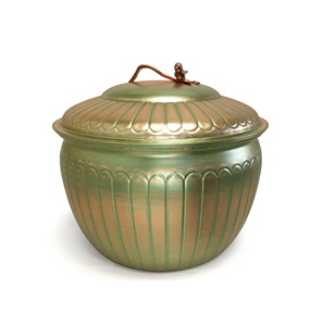 Handcrafted Hammered Metal Garden <b>Hose</b> Storage Container with Lid for Patio Garden Decorative Outdoor Metal <b>Hose</b> Pot - Product Image 5
