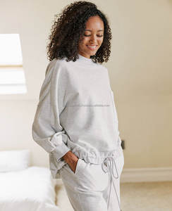 Venta al por mayor de las mujeres de moda Casual de cuello redondo pulóver espalda abierta gota hombro recortado sudaderas con capucha - Product Image 4