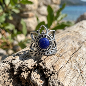 Bague Couronne Bleu Roi Lapis Lazuli Faite à la Main, Bijou Lotus pour Femme, Plaqué Or/Argent, Style Bohème, Cadeau Anniversaire Mariage - Product Image 5