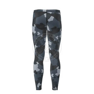 Pantalones cortos MMA ligeros de alta calidad para correr y hacer ejercicio en el gimnasio, con logo personalizado, hechos en Pakistán. - Product Image 4