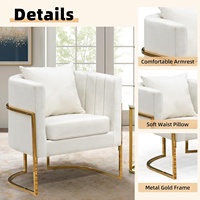 Au milieu du siècle moderne velours Accent chaise confortable baril fauteuils blanc oreiller or métal pieds pour salon chambre