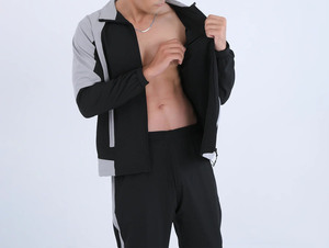 Veste de survêtement zippée à capuche pour homme, coupe ample, respirante, écologique, séchage rapide, en polyester, noir/gris, design uni - Product Image 1