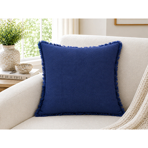 Housse de coussin en lin de qualité supérieure avec bordure à franges |   Housse de coussin carrée décorative bleu marine pour canapé et décoration intérieure - Product Image 1