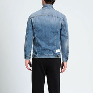 Classic Denim Jacket For <b>Men</b> With Button Closure And Chest Pockets Ideal For Casual Everyday Style - Product Image 2