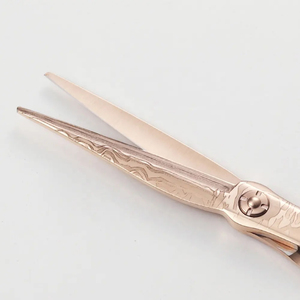 Tijeras de Barbero Profesionales de Primera Calidad en Oro Rosa, Tijeras de Barbero de Alta Calidad, Juego de Tijeras de Acero con Alto Contenido de Carbono - Product Image 5