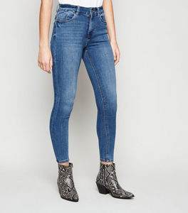 Jean en denim extensible de qualité supérieure pour femme – Coupe taille haute sculptante – Tissu doux et respirant – Pantalon décontracté et tendance - Product Image 4