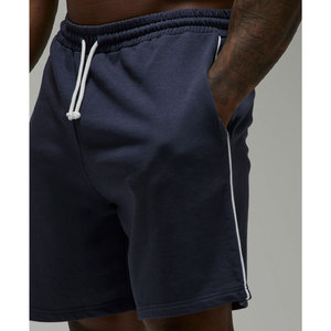 Shorts Bermuda en Coton Bleu Marine pour Homme avec Bande Latérale Blanche, Taille à Cordon, Coupe Décontractée, Longueur Mi-Mollet, Tissu Tricoté - Product Image 3