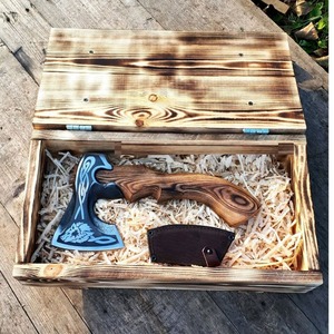 Hacha Vikinga Personalizada |   Hacha de Acero al Carbono Forjada a Mano con Mango de Madera de Palisandro |   Regalo Hecho a Mano para Esposo - Product Image 4