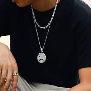 Pendentif élégant en argent plaqué or blanc avec diamant, style hip-hop, nouvelle mode, breloque avec détails inspirés des pierres brillantes - Product Image 2