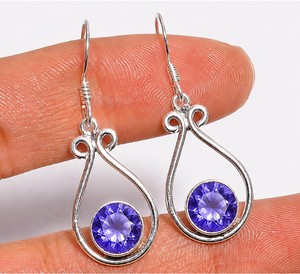 Pendientes Colgantes de Tanzanita en Plata, Pendientes de Plata de Ley 925 con Piedras Preciosas, Pendientes de Tanzanita en Forma de Lágrima Hechos a Mano, Diciembre Bir - Product Image 3