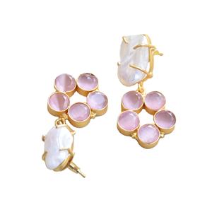 ต่างหูทองเหลืองแท้ประดับมุกแท้และอัญมณีชั้นดี ชุบทอง 18K ดีไซน์ทันสมัย โดดเด่นเป็นเอกลักษณ์ - Product Image 3