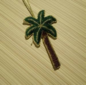 งานปักลายต้นไม้หรูหราแบบซารี – ของตกแต่งผนังผ้าปักเลื่อมและลูกปัด สำหรับขายส่งและสั่งซื้อจำนวนมาก | พวงกุญแจปักลาย - Product Image 1