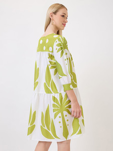 เดรสสั้นแขนสั้นลายดอกไม้พิมพ์ลายสไตล์ลำลองสำหรับผู้หญิงแฟชั่นใหม่รับซัมเมอร์ ทรงหลวมเอวธรรมชาติ  รักษ์โลก - Product Image 3