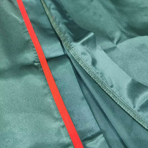 Bata de seda color verde azulado para mujer con capucha y ribete rojo, corte regular, transpirable, para adultos - Product Image 6