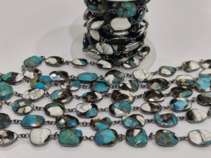 Chaîne de connecteurs en turquoise cuivre bleu blanc naturel, forme libre, 10 à 15 mm, vendue au mètre - Product Image 4
