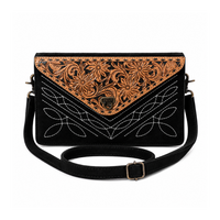 Sac à bandoulière en cuir suédé noir fait main avec rabat floral gravé, style western, sac à main pour femme, sac de voyage quotidien, sac de bureau