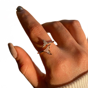 Anillo de Oro Sólido con Micro Pavé de Diamantes Blancos de Corte Redondo, Estilo Cola de Pez, Regalo Sorpresa de Cumpleaños para Ella - Product Image 3