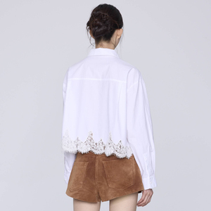Camicia Corta <span class=keywords><strong>Bianca</strong></span> da Donna con Bottoni e Finiture <span class=keywords><strong>in</strong></span> <span class=keywords><strong>Pizzo</strong></span>, Blusa Casual a Maniche Lunghe - Product Image 4