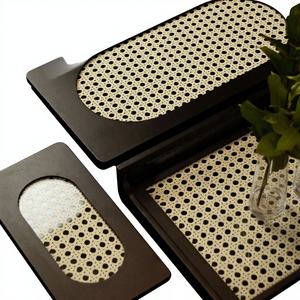 Plateau de service rectangulaire en bois, design imitation rotin, MDF noir. Idéal pour la décoration intérieure. Plateau en MDF imitation rotin pour la décoration de la maison. Craftera exporte. - Product Image 3