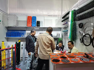 Valla <span class=keywords><strong>de</strong></span> barandilla <span class=keywords><strong>de</strong></span> hierro forjado barata a la venta <span class=keywords><strong>Postes</strong></span> <span class=keywords><strong>de</strong></span> valla <span class=keywords><strong>de</strong></span> acero galvanizado sostenibles fácilmente ensamblados - Product Image 5