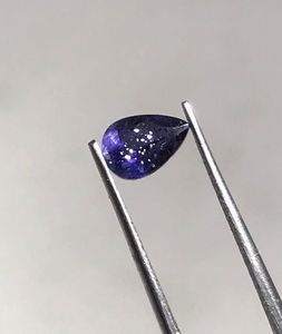 Iolite naturelle facettée, pierre de soleil taille poire. Iolite bleue, pierre de soleil taille poire. - Product Image 2