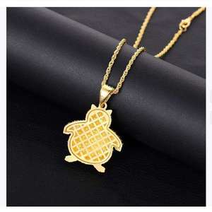 Lindo colgante de pingüino chapado en oro con piedras de moissanita, amuleto con temática animal para uso diario, joyería hip-hop. - Product Image 4