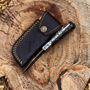 Couteau pliant artisanal Damas à pointe droite, manche en bois personnalisé, pochette en cuir pour chasse, vente en gros, fournisseur OEM EDC - Product Image 4