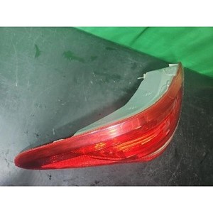 ไฟท้ายมือสองของรถยนต์อีควัส ซ้าย รุ่น 924013N000 - Product Image 3