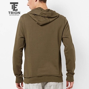 เสื้อฮู้ดดี้สไตล์สตรีทแบบคัสตอม โอเวอร์ไซส์ แต่งดีเทลขาดๆ แบบเรียบง่าย สำหรับฤดูหนาว ผู้ผลิตเสื้อฮู้ดดี้ผู้ชายแบบขาดๆ จากบริษัทวันเดอร์เฟิล เอ็นเตอร์ไพรส์ - Product Image 3