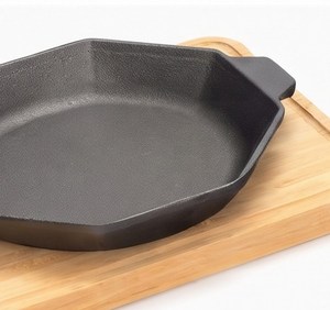 Plat à fajitas octogonal en fonte avec plateau de service en bois pour la cuisine à domicile, les hôtels et la restauration - Product Image 2