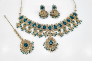 <b>Indian</b> Bridal <b>Jewelry</b> <b>Set</b> Mehandi Plated Necklace Earrings Maang Tikka Red Green Doublet Stone Ethnic Wedding Party Wear - Product Image 4