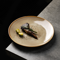 Assiettes plates en céramique Yayu Fine Dining pour une esthétique de table raffinée, vaisselle de restaurant vintage colorée, assiettes plates pour le dîner