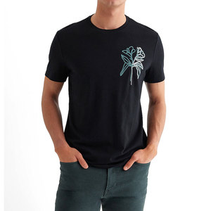 Camiseta Casual para Hombre 100% Algodón, con Bordado Personalizado en Varios Colores, Estampado Floral, Parches de Chenilla Transpirables y Logotipo Desgastado - Product Image 5