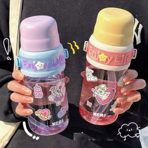 Botella de Agua de Plástico de 750 ml para Uso Doméstico de Verano, Nueva Taza Portátil de Doble Bebida con Pajita - Product Image 2