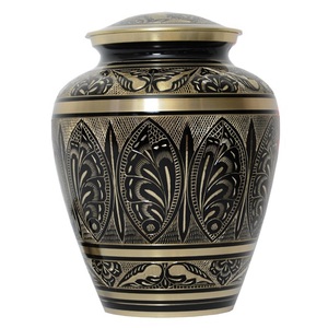 Urnes funéraires pour adultes en laiton de haute qualité avec gravure complète, finition or et noir, pour cendres humaines. - Product Image 1