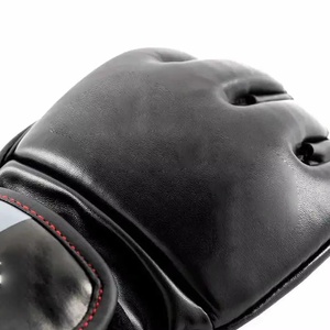 ถุงมือฝึกซ้อม MMA น้ำหนักเบา ดีไซน์โดดเด่น หลายแผ่น สำหรับศิลปะการต่อสู้ รับผลิตแบบ OEM ODM ถุงมือครึ่งนิ้ว - Product Image 5