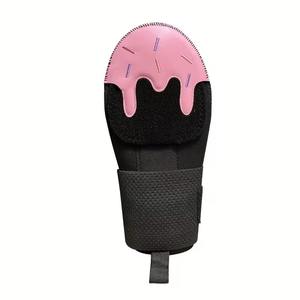 Gants de baseball personnalisés avec logo et design, de haute qualité, durables, légers, pour hommes/femmes, avec ajustement réglable - Product Image 4