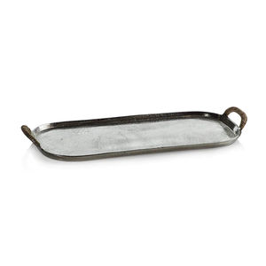 Bandeja ovalada rústica de aluminio con asas de ratán trenzado, bandeja decorativa de metal plateado para decoración del hogar y uso en la cocina. - Product Image 1