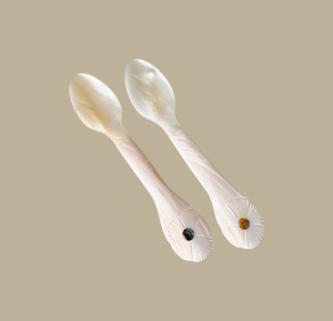 Cuillère en nacre artisanale à double extrémité, prix d'usine, outil de service naturel pour salade, caviar, dégustation, ensemble de vaisselle - Product Image 3