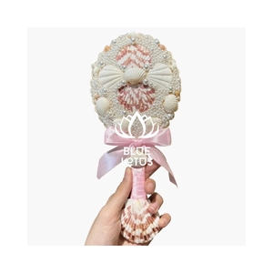 Espejo de Mano con Diseño de Concha Marina, Estilo Vintage, para una Experiencia de Maquillaje Clara y una Idea de Regalo de Cumpleaños Distintiva - Product Image 5