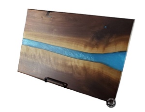 Planche à découper en résine époxy en bois d'acacia personnalisable de haute qualité Design Rectangle élégant pour la présentation de la cuisine moderne - Product Image 3