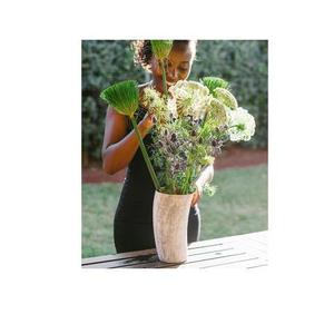 แจกันดอกไม้ทำจากเขาควายโบราณคู่หนึ่ง ของตกแต่งบ้านสไตล์เรียบง่าย ทำด้วยมือจากเขาควายธรรมชาติ สำหรับตกแต่งโต๊ะ - Product Image 2