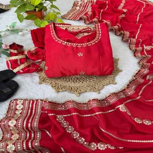 ชุดเดรส Anarkali ผ้าไหมชีนอน VASTRA COTTAGE พร้อมกางเกงปักเลื่อมลายโค้ดดิ้ง และผ้าคลุมไหล่หนา เหมาะสำหรับงานปาร์ตี้ - Product Image 1