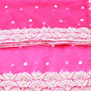 Dupatta de Tela Rosa Lavanda de Diseño Moderno, Estilo Indio-Pakistaní, Exclusivo y de Última Moda para Mujeres, Ideal para Bodas y Eventos Étnicos - Product Image 1