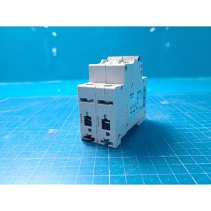 Disjoncteur miniature Eaton FAZ-C6/2 d'occasion – Pièces détachées d'équipement semi-conducteur de la génération précédente - Product Image 6