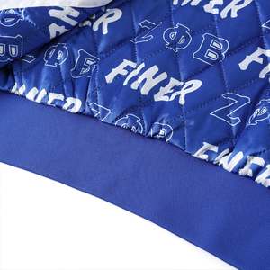 เสื้อแจ็คเก็ตบอมเบอร์ผ้าแคนวาส Zeta Phi Beta สำหรับผู้ชาย สีขาว-น้ำเงิน ลายปักแบบกรีก สำหรับชมรมนักศึกษา ทรงปกติ กันน้ำ มีฮู้ด ปักลายตามสั่ง ผลิตแบบ OEM - Product Image 2
