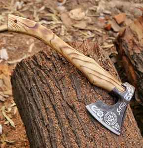 ขวานเหล็กกล้าคาร์บอนคุณภาพสูงขายดี ใบมีดสลักลาย พร้อมด้ามจับสลักลายแบบอุตสาหกรรม สำหรับตั้งแคมป์และใช้งานทั่วไป - Product Image 6