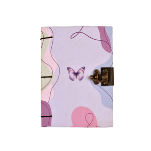 Journal sur le thème du papillon avec cadenas vintage | Carnet esthétique A5 avec design pastel |   Carnet en papier fait main pour écrire et offrir en cadeau - Product Image 1