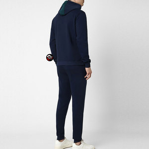 ชุดวอร์มกีฬาผู้ชาย ชุดออกกำลังกายสวมใส่สบายสำหรับการฝึกซ้อมในยิม วิ่ง และฟิตเนส ชุดวอร์มผู้ชาย - Product Image 3